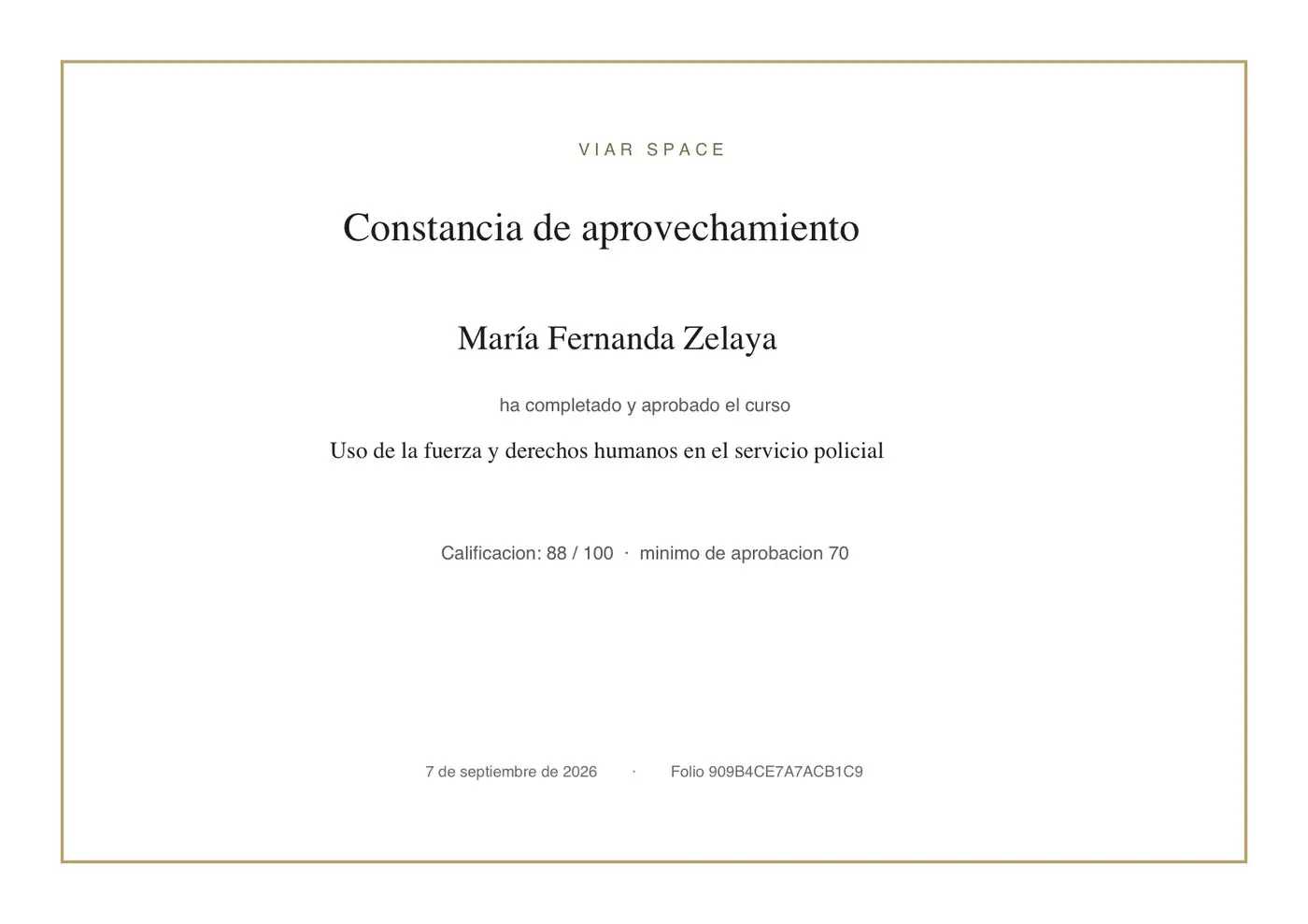Constancia de aprovechamiento de VIAR Space, con el nombre del alumno, el curso, la calificación y un folio.